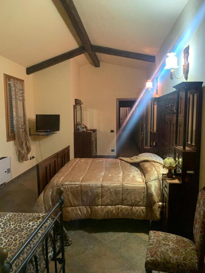 B&B Dal Fiocinino Comacchio Bagian luar foto